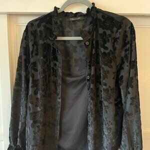 Women's Black Top Size Large Long Sleeve Sheer Velvet Fabric Faux Cami Marc NY